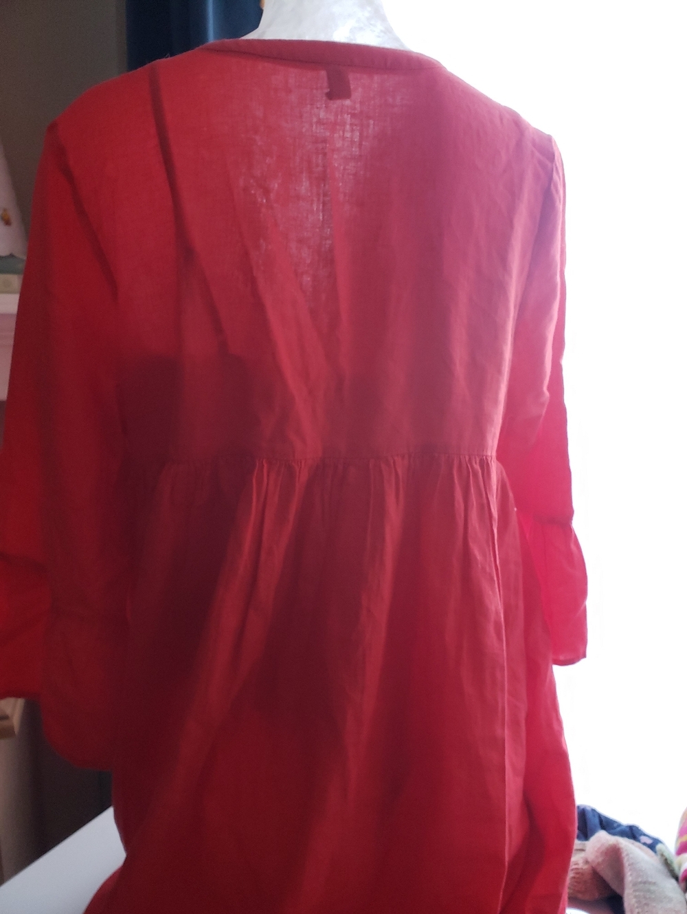 CULTURE Linen Blend  Red V-Neck Dress With Pockets - Picture 10 of 10